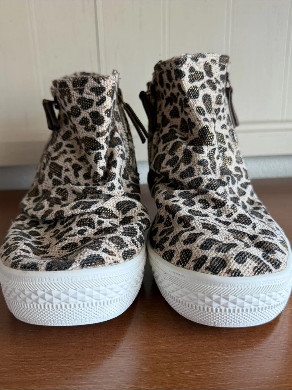 Women’s 10 Leopard Print Hidden Wedge Platform Sneakers Indie Sleaze Glam Rock